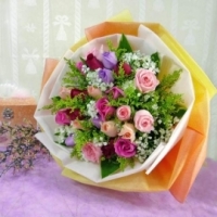 36 Mixed Roses